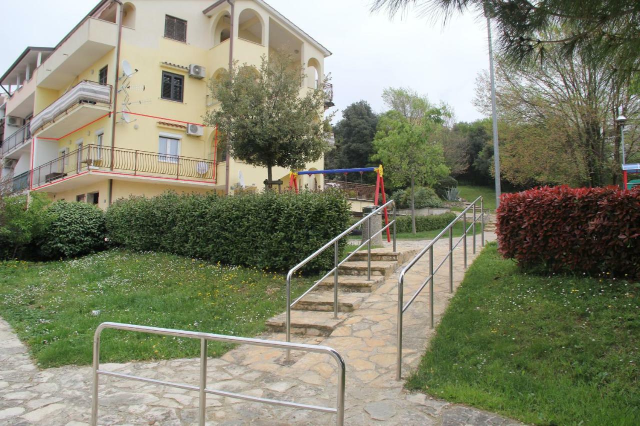 Apartment Zarko Vrsar Ngoại thất bức ảnh